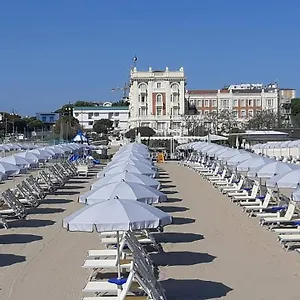 **** Hotel Grand Italien