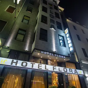 Flora 3*, Milan Italie