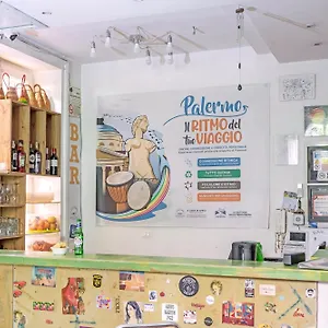 https://a-casa-di-amici-palermo-90141.palermohotels.org